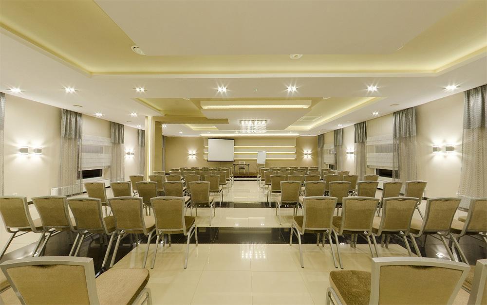 Hotel Podkowa Płock Kültér fotó