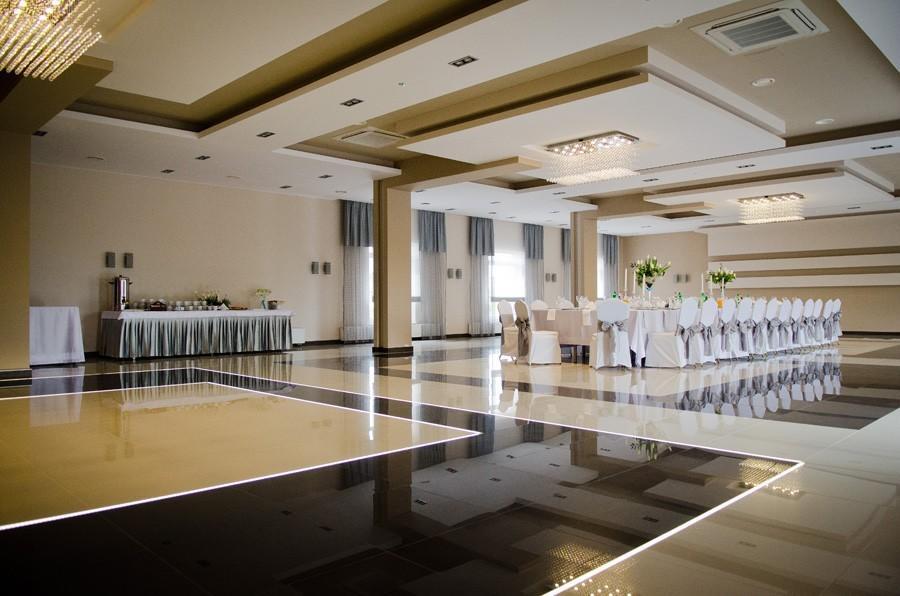 Hotel Podkowa Płock Kültér fotó